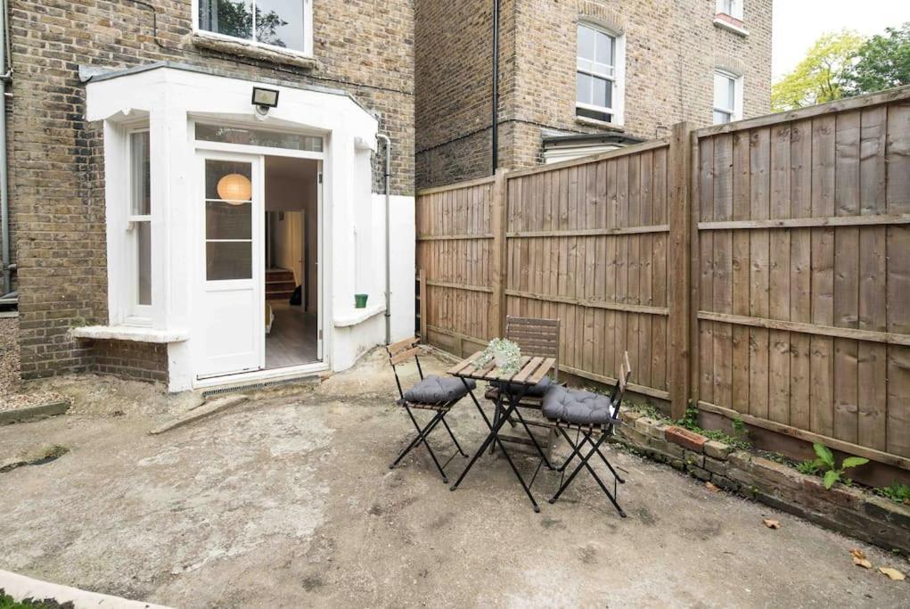 Family-friendly Garden Retreat Apartamento *